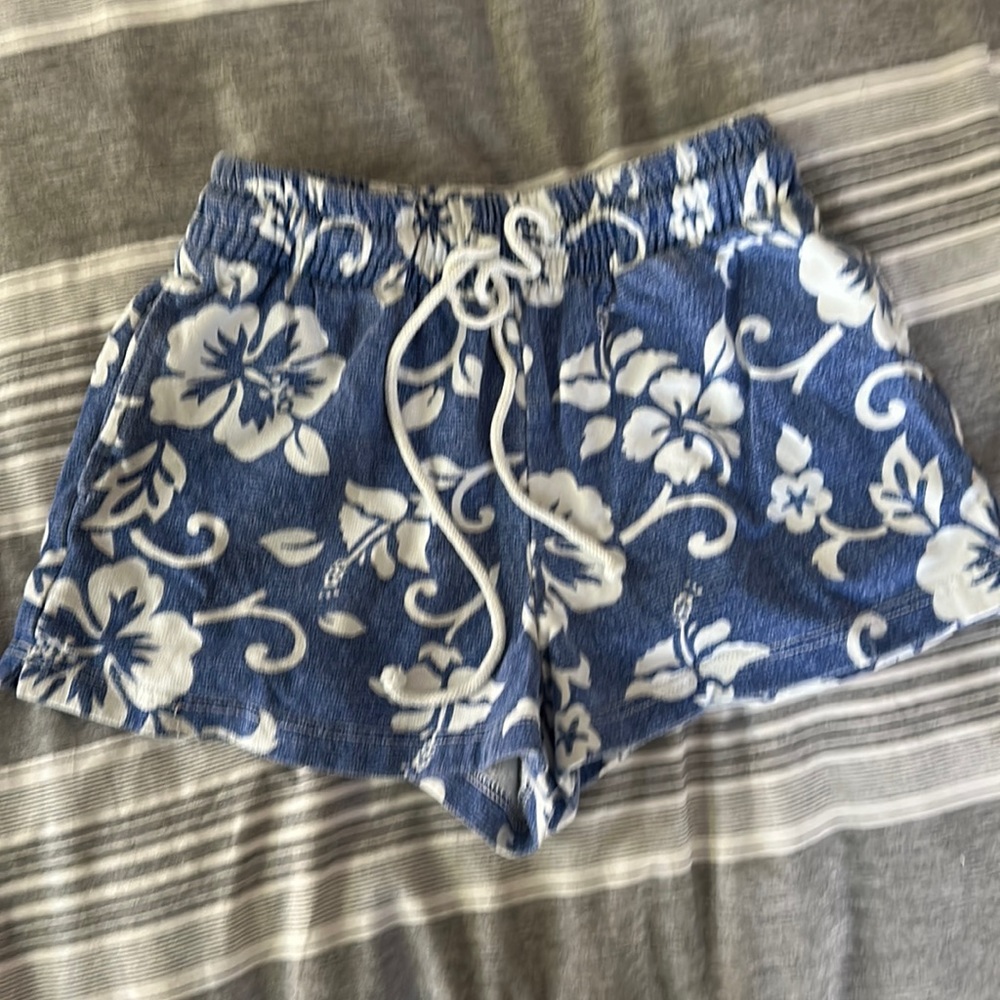 Urban Outfitters Out from Under Y2K Style Blue Hawaiian Floral Shorts Sz xsmall